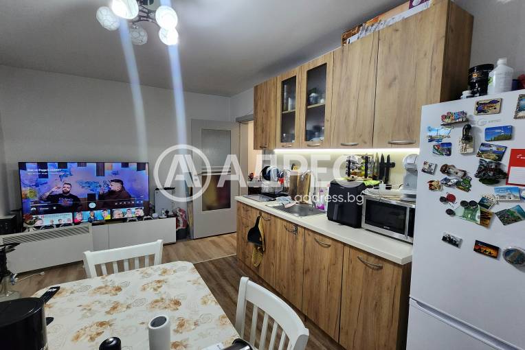 Едностаен апартамент, Ямбол, Граф Игнатиев, 684001, Снимка 2