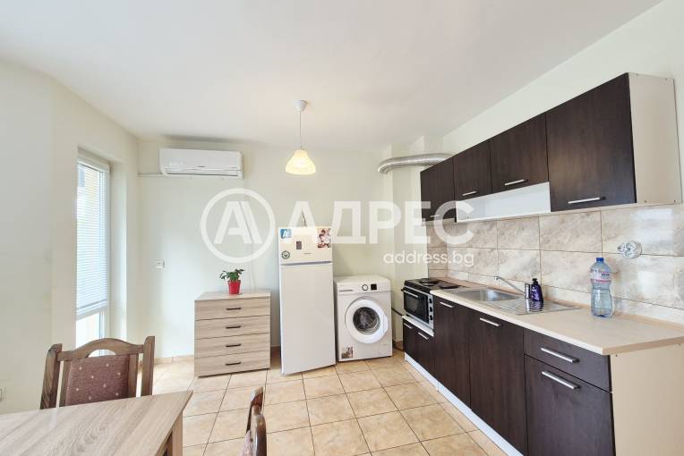 Двустаен апартамент, Варна, Колхозен пазар, 699001, Снимка 1