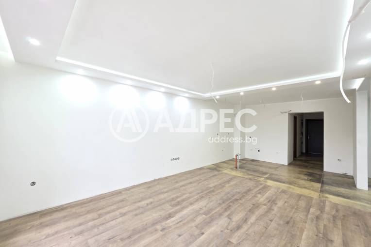 Тристаен апартамент, София, Суха река, 693002, Снимка 2