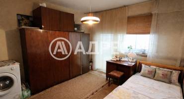 Тристаен апартамент, Разград, Орел, 689004, Снимка 2