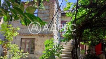 Етаж от къща, Варна, Колхозен пазар, 660005, Снимка 1