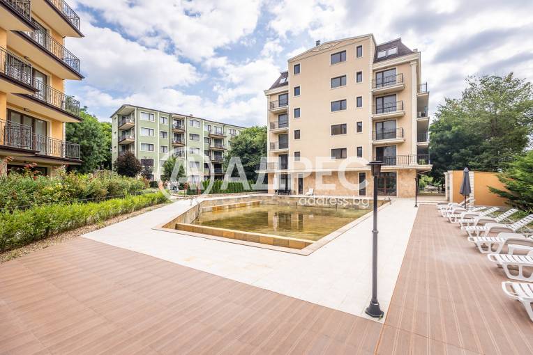 Тристаен апартамент, Варна, к.к. Св.Св. Константин и Елена, 648006, Снимка 2