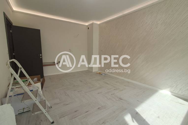 Тристаен апартамент, Варна, Автогара, 692006, Снимка 3
