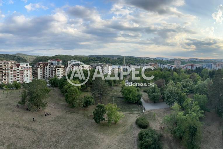 Многостаен апартамент, Велико Търново, Център, 525007, Снимка 1