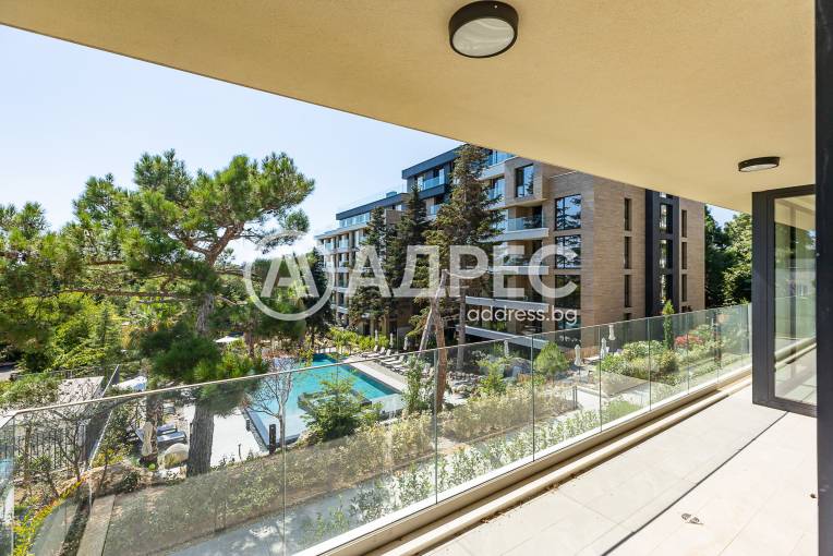 Многостаен апартамент, Варна, к.к. Св.Св. Константин и Елена, 669007, Снимка 2