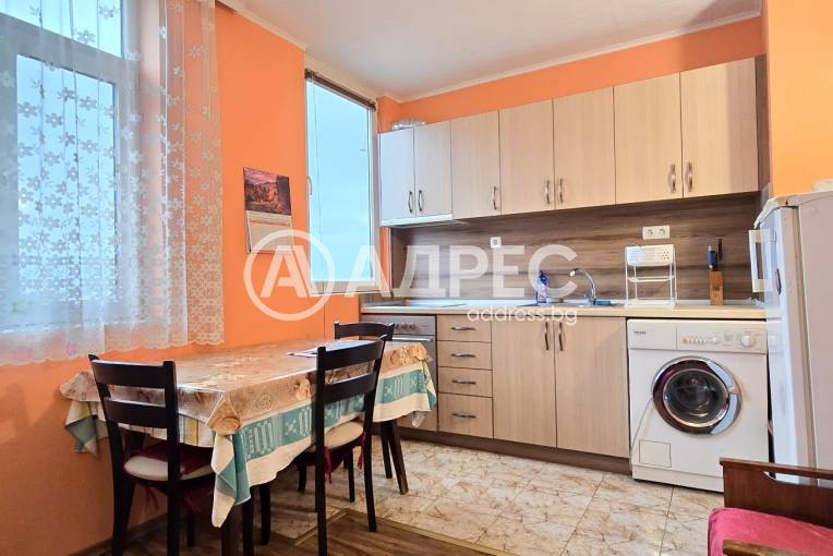 Двустаен апартамент, Шумен, Болницата, 676008, Снимка 1