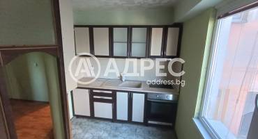 Тристаен апартамент, Разград, Орел, 687008, Снимка 4