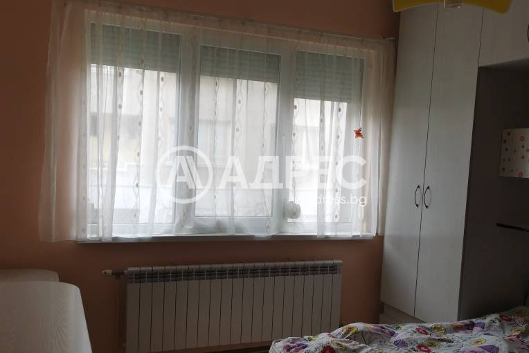 Тристаен апартамент, Добрич, Център, 478009, Снимка 9