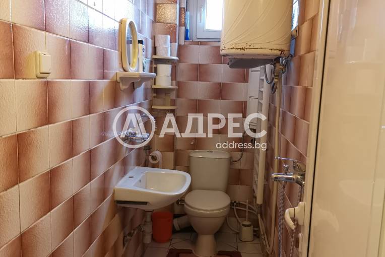 Тристаен апартамент, Добрич, Център, 478009, Снимка 13