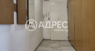 Тристаен апартамент, София, Лагера, 687009, Снимка 11