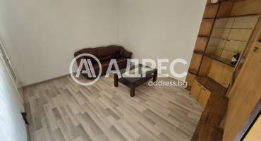 Тристаен апартамент, София, Лагера, 687009, Снимка 2