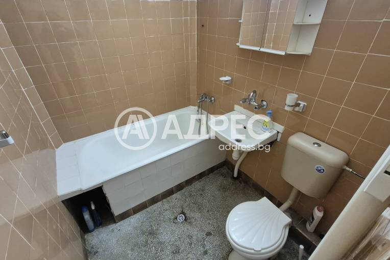 Тристаен апартамент, София, Лагера, 687009, Снимка 13