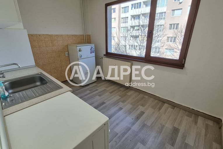 Тристаен апартамент, София, Лагера, 687009, Снимка 8