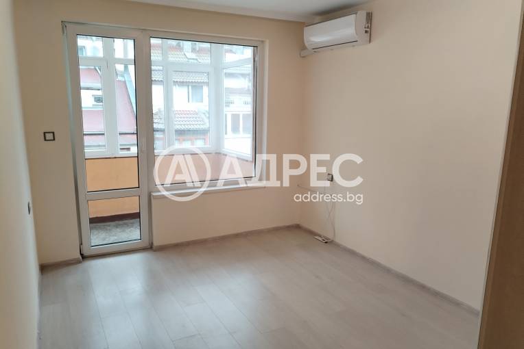 Тристаен апартамент, Варна, Спортна зала, 671011, Снимка 5