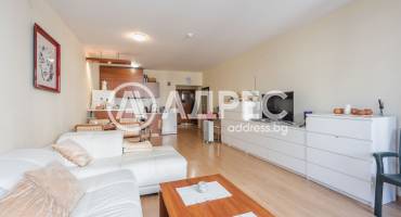 Тристаен апартамент, Варна, к.к. Златни Пясъци, 683011, Снимка 1