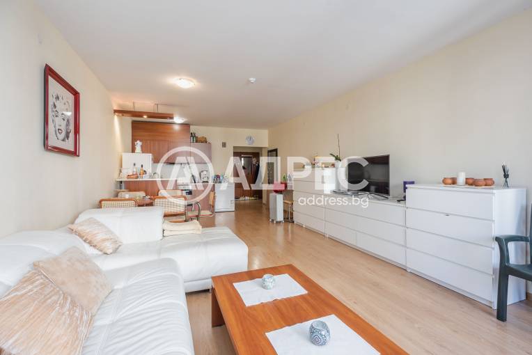 Тристаен апартамент, Варна, к.к. Златни Пясъци, 683011, Снимка 1