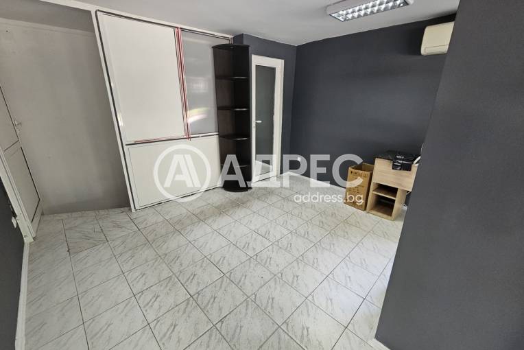 Магазин, Варна, Окръжна болница, 678012, Снимка 2