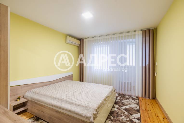 Тристаен апартамент, Варна, Колхозен пазар, 701012, Снимка 9