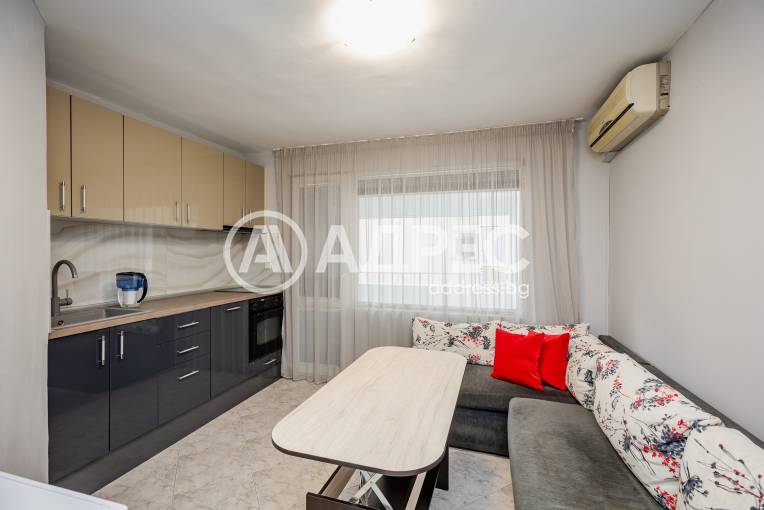 Тристаен апартамент, Варна, Колхозен пазар, 701012, Снимка 3