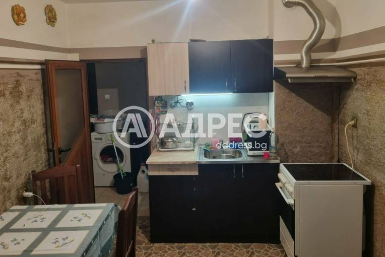 Двустаен апартамент, Ямбол, Крали Марко, 679013, Снимка 2