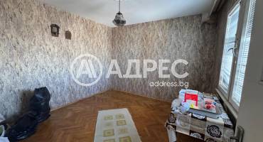 Многостаен апартамент, Нови пазар, 683013, Снимка 3