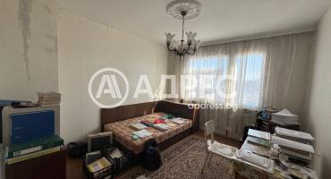 Многостаен апартамент, Нови пазар, 683013, Снимка 5