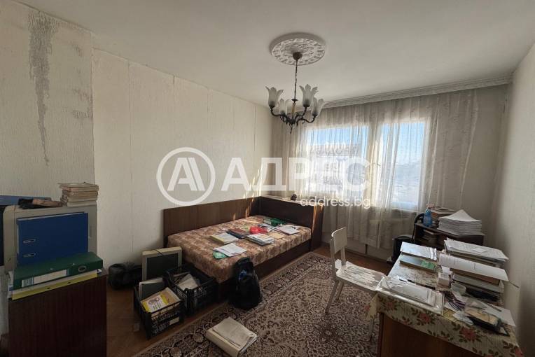 Многостаен апартамент, Нови пазар, 683013, Снимка 5