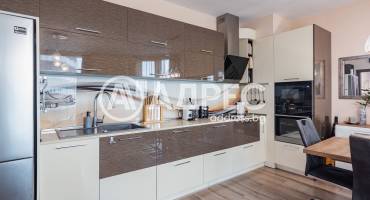 Тристаен апартамент, Варна, Гранд Мол Варна, 681014, Снимка 3