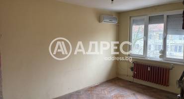 Тристаен апартамент, Плевен, Идеален център, 689014, Снимка 1