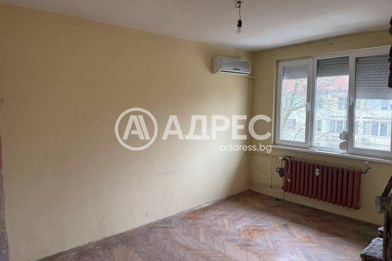 Тристаен апартамент, Плевен, Идеален център, 689014, Снимка 1