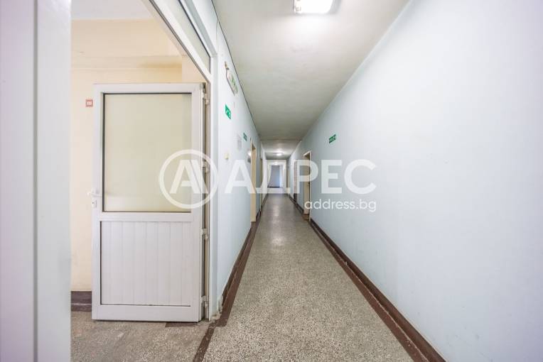 Офис Сграда/Търговски център, Плевен, Идеален център, 694014, Снимка 12