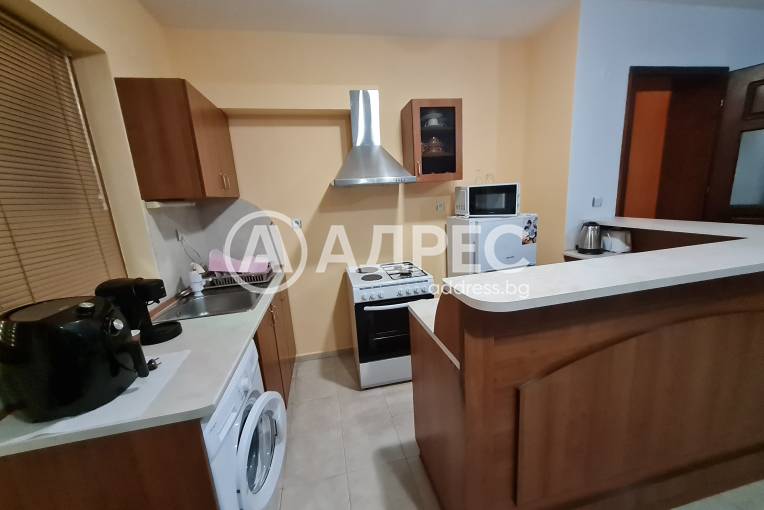 Тристаен апартамент, Варна, м-ст Свети Никола, 678015, Снимка 2