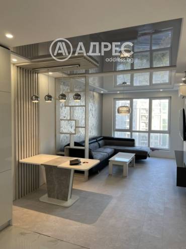 Тристаен апартамент, Пловдив, Остромила, 687015, Снимка 1