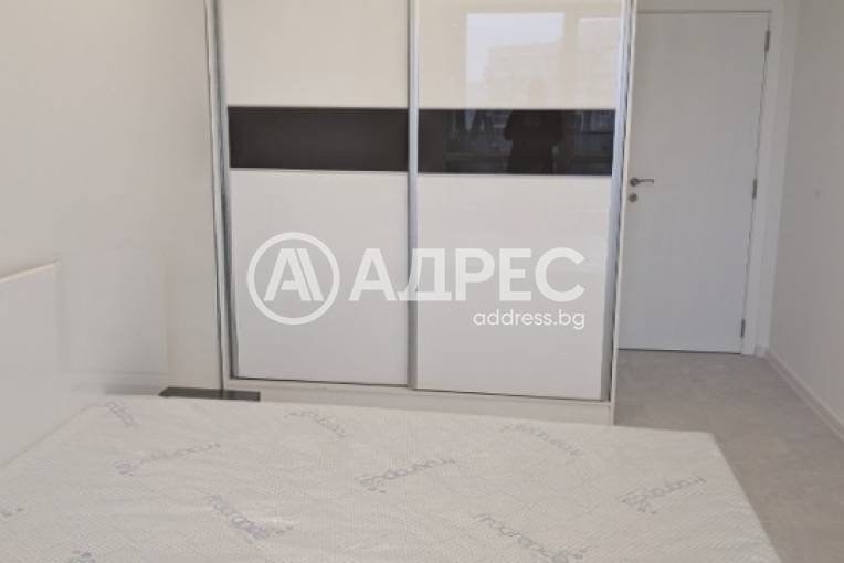 Тристаен апартамент, Пловдив, Остромила, 687015, Снимка 5