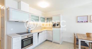 Двустаен апартамент, Варна, Идеален център, 690015, Снимка 2