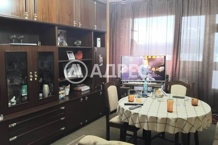 Двустаен апартамент, Габрово, Трендафил 1, 682018, Снимка 1