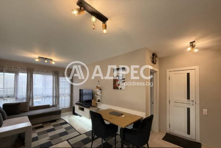 Двустаен апартамент, Пловдив, Южен, 682019, Снимка 1