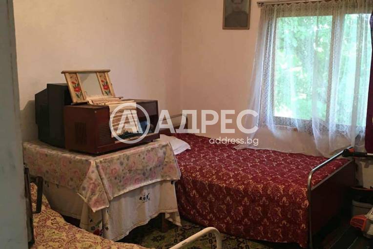 Къща/Вила, Поляна, 676021, Снимка 2