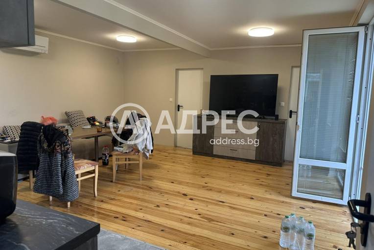 Къща/Вила, Полски извор, 682021, Снимка 1