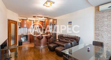 Двустаен апартамент, Варна, к.к. Св.Св. Константин и Елена, 687021