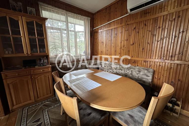 Къща/Вила, Нови пазар, 665022, Снимка 1