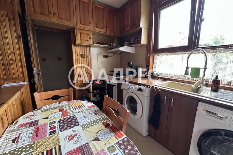 Къща/Вила, Нови пазар, 665022, Снимка 3