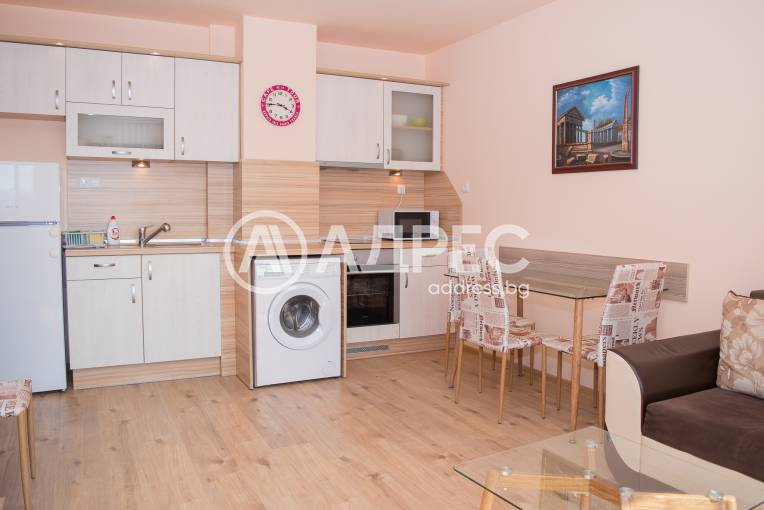 Двустаен апартамент, Варна, Център, 689022, Снимка 1