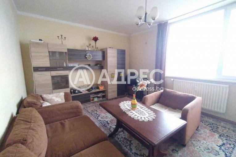 Тристаен апартамент, София, Красна поляна 2, 692022, Снимка 1