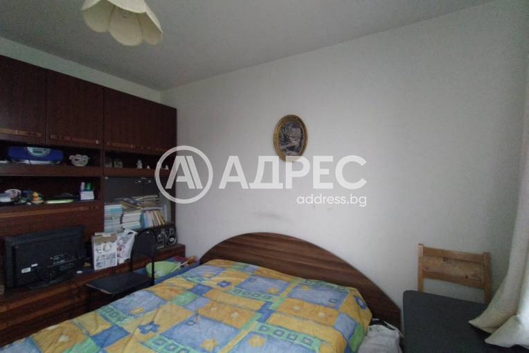 Тристаен апартамент, София, Красна поляна 2, 692022, Снимка 2