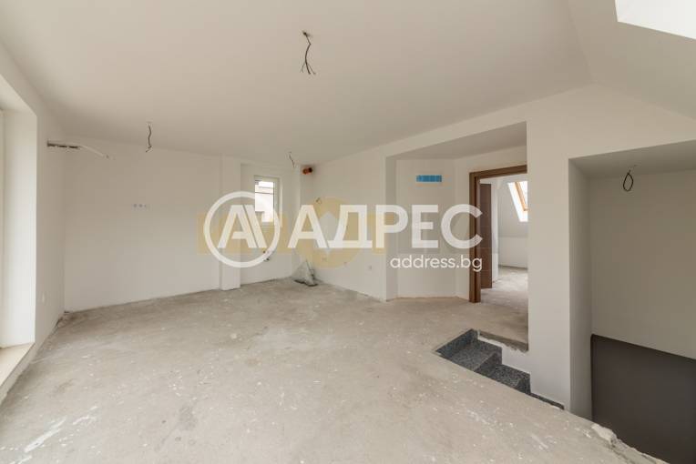 Многостаен апартамент, Варна, Левски, 697023, Снимка 3