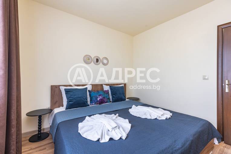 Тристаен апартамент, Варна, к.к. Св.Св. Константин и Елена, 660024, Снимка 2