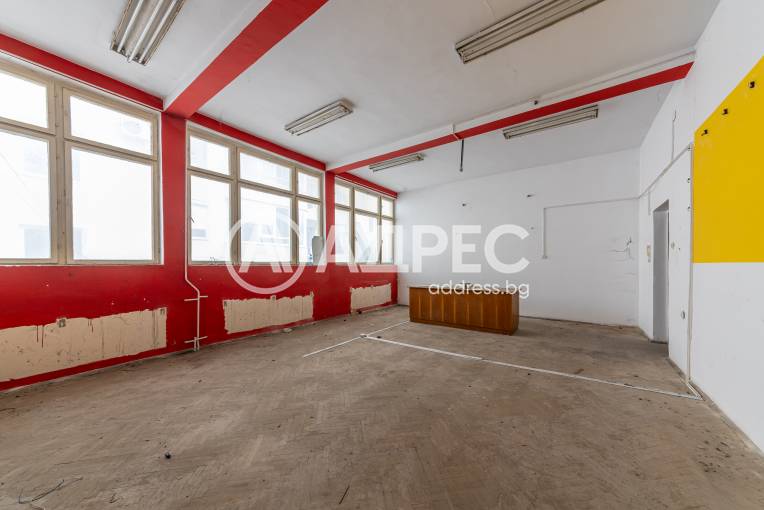 Офис Сграда/Търговски център, Варна, Младост 1, 683024, Снимка 1