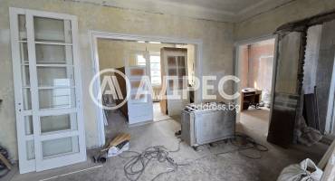 Тристаен апартамент, София, Яворов, 673026, Снимка 1