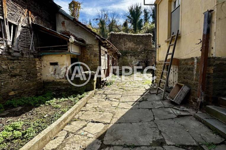 Къща/Вила, Дълбок дол, Дълбок дол, 674026, Снимка 2